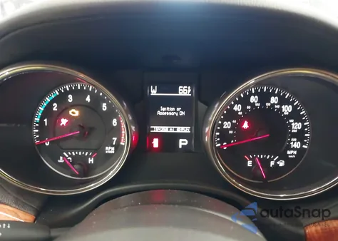 2013 Jeep Grand Cherokee Overland z USA, uszkodzony, nr VIN 1C4RJFCT8DC652155